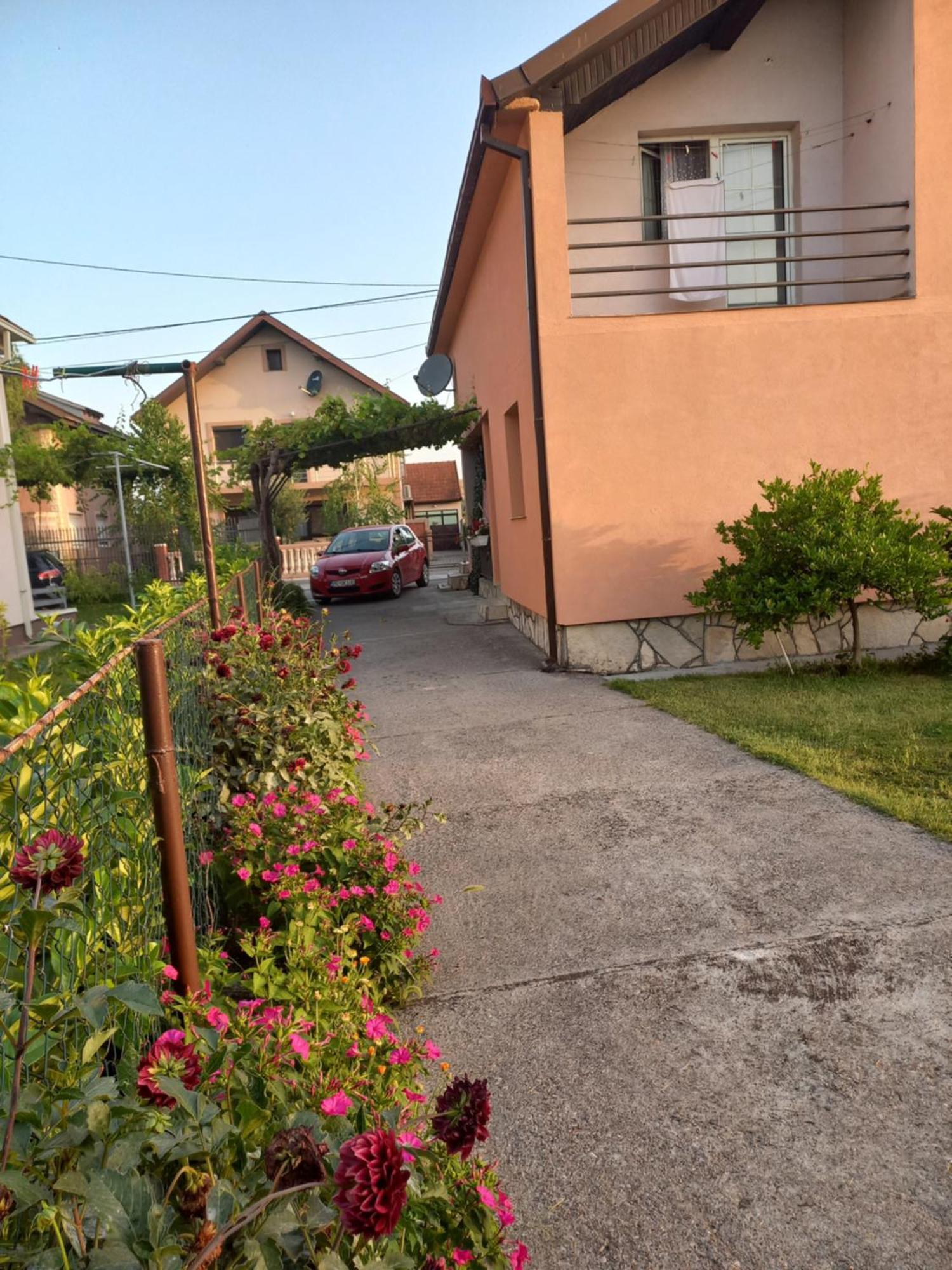 Traveler'S Rest - Near Podgorica Airport Mitrovici (Podgorica) Quarto foto
